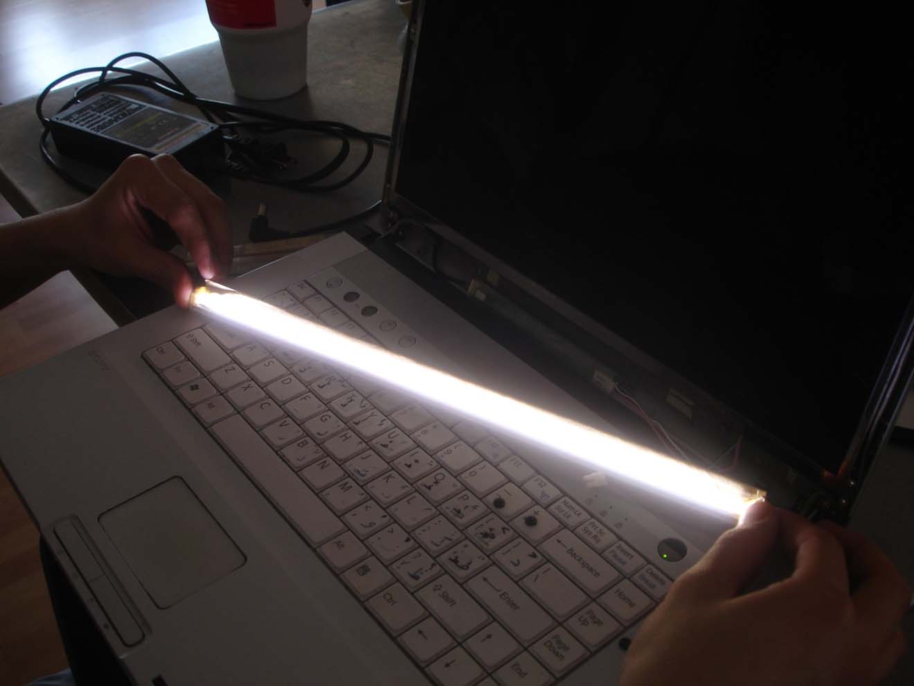 Замена и ремонт подсветки экрана ноутбука в Красноармейске